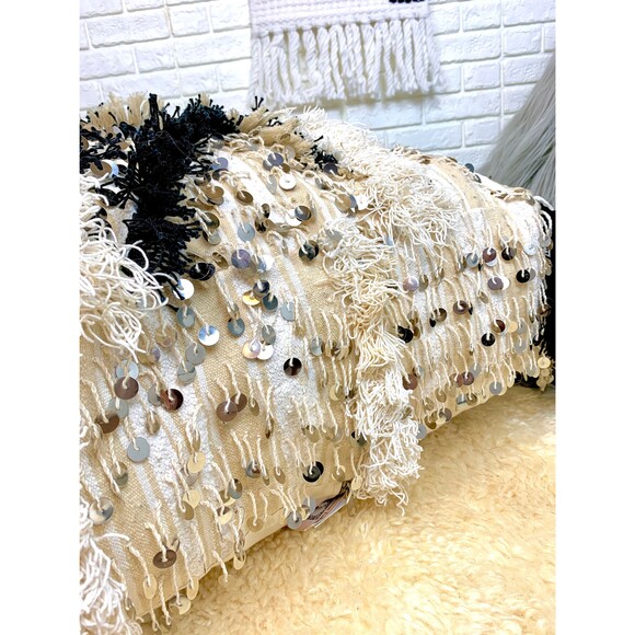 Vintage Berber Handira Pouf: Moroccan Floor Pillow with Sequins 03YL0436 - Picture 7 of 10